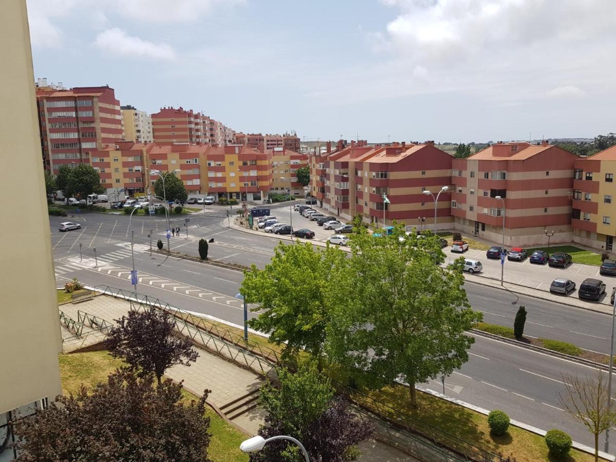 아마도라 Enjoy Lisbon Cascais Sintra 1200 Metres To Metro Blue Line Sintra Rail Line Free Parking 아파트 외부 사진