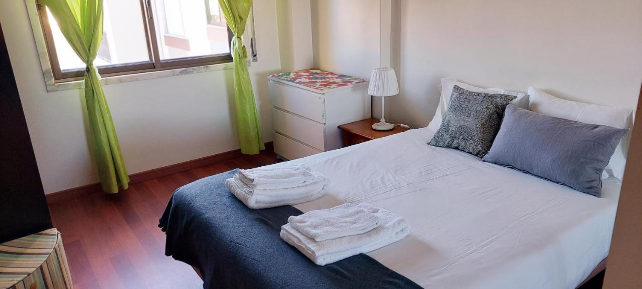 아마도라 Enjoy Lisbon Cascais Sintra 1200 Metres To Metro Blue Line Sintra Rail Line Free Parking 아파트 외부 사진