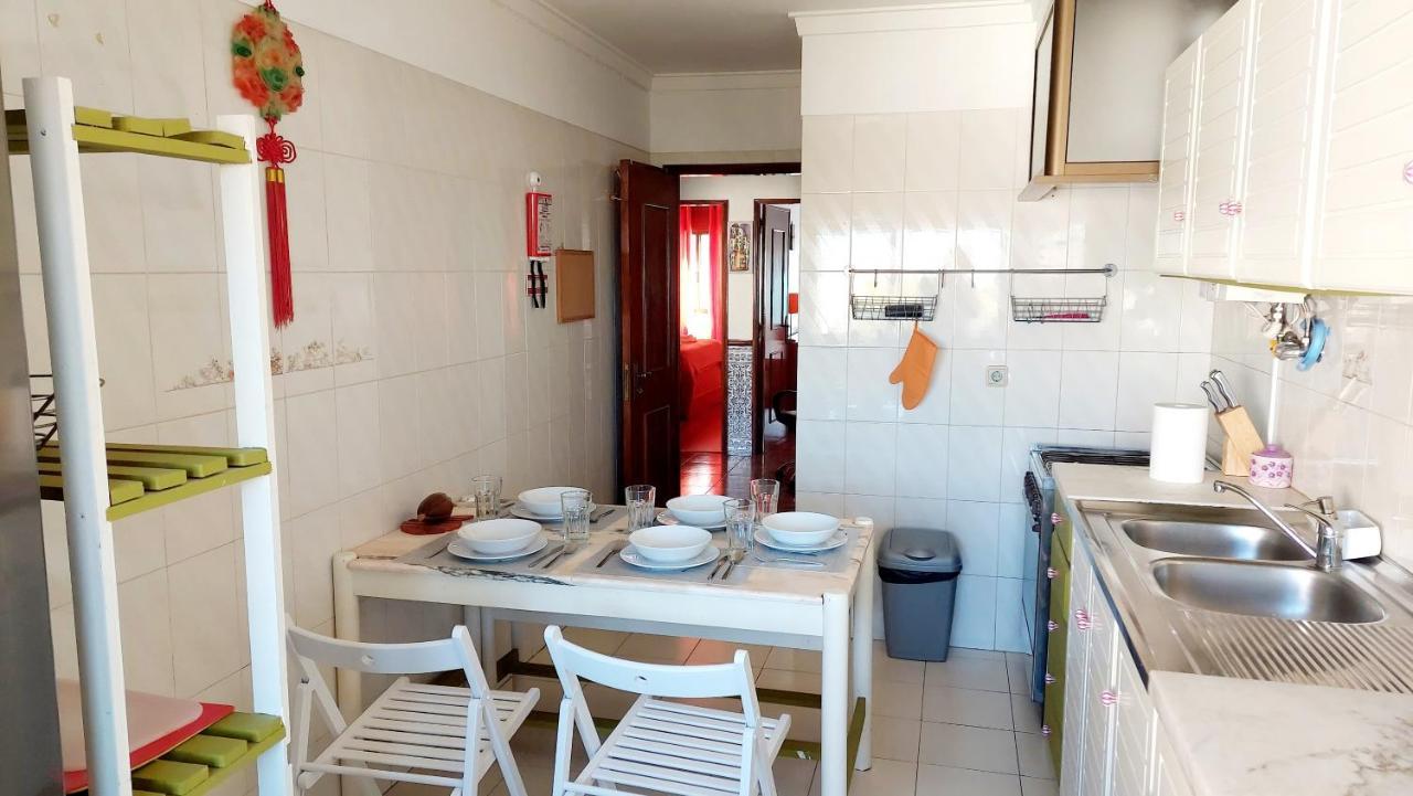 아마도라 Enjoy Lisbon Cascais Sintra 1200 Metres To Metro Blue Line Sintra Rail Line Free Parking 아파트 외부 사진