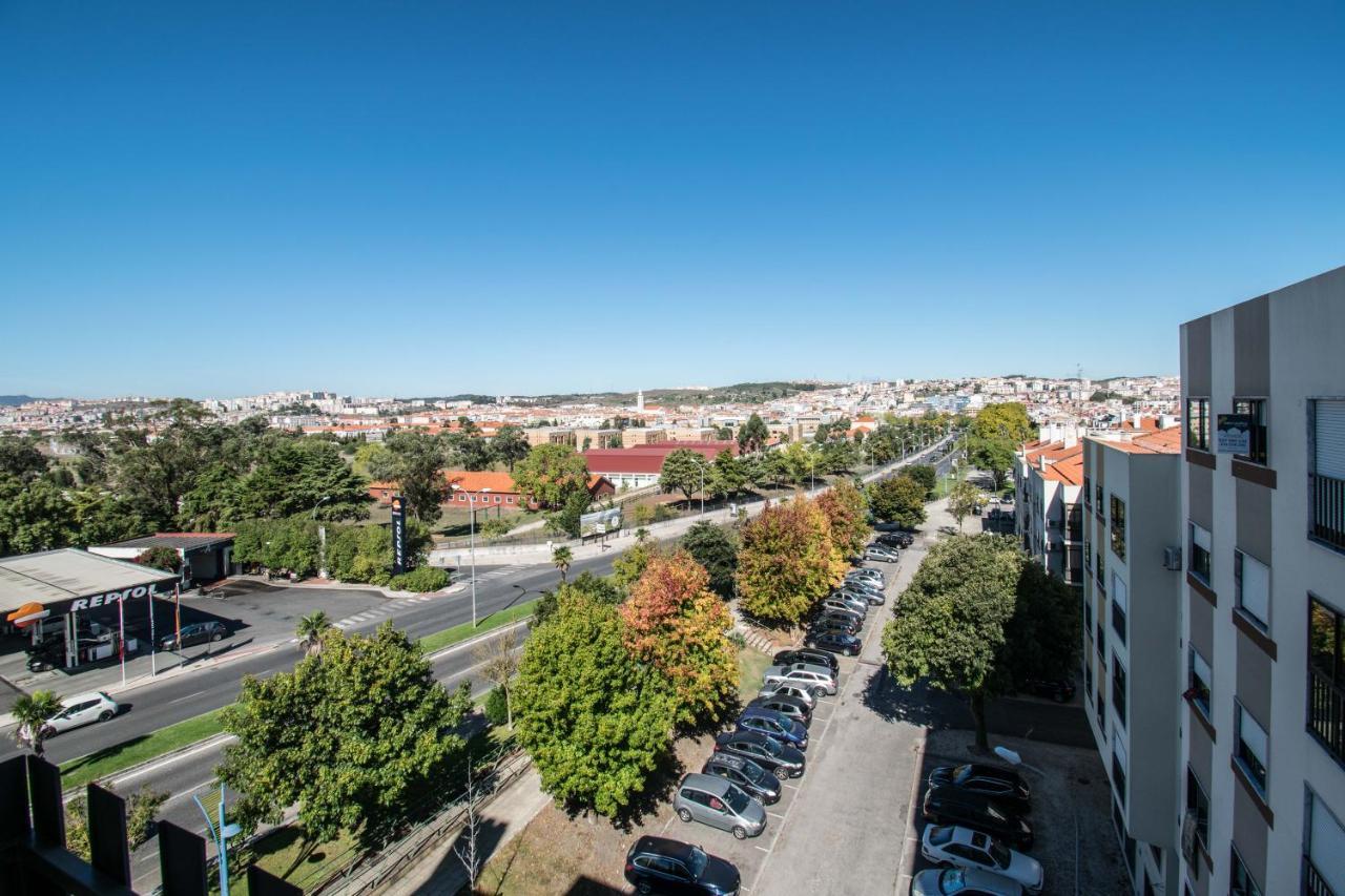 아마도라 Enjoy Lisbon Cascais Sintra 1200 Metres To Metro Blue Line Sintra Rail Line Free Parking 아파트 외부 사진