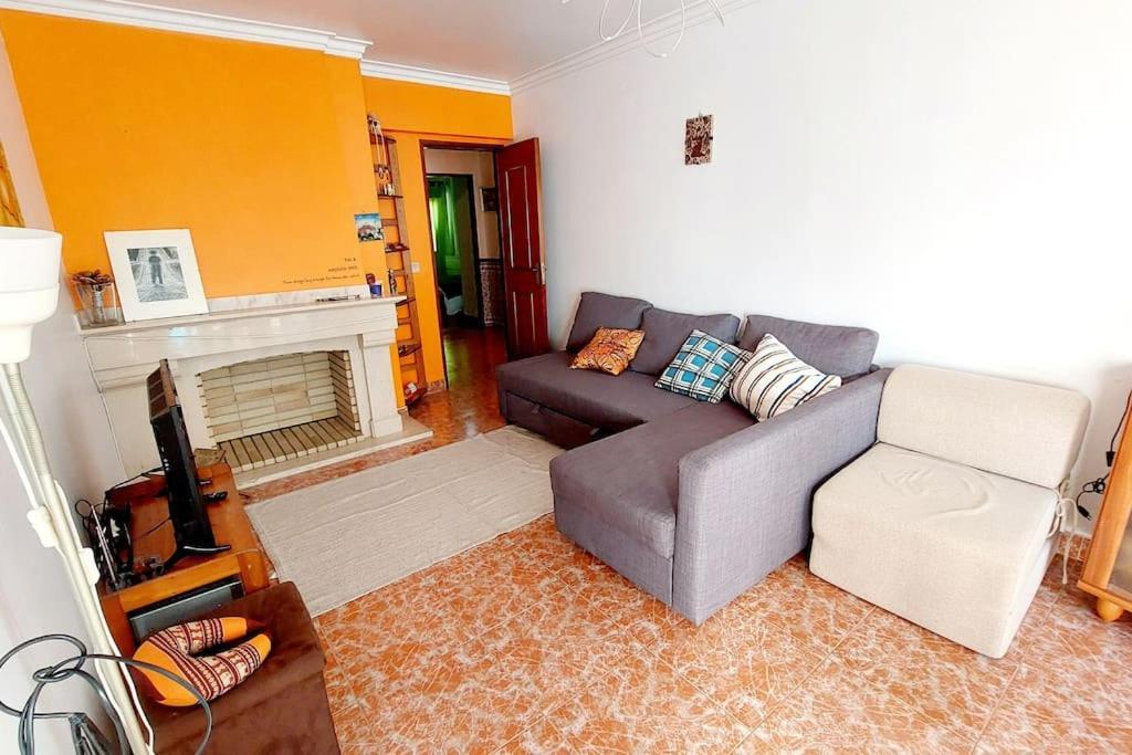 아마도라 Enjoy Lisbon Cascais Sintra 1200 Metres To Metro Blue Line Sintra Rail Line Free Parking 아파트 외부 사진